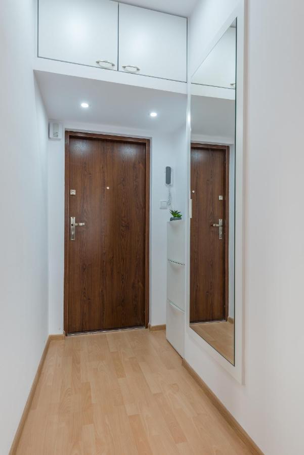 Szczesliwice Ochota P&O Serviced Apartments Varşovia Exterior foto